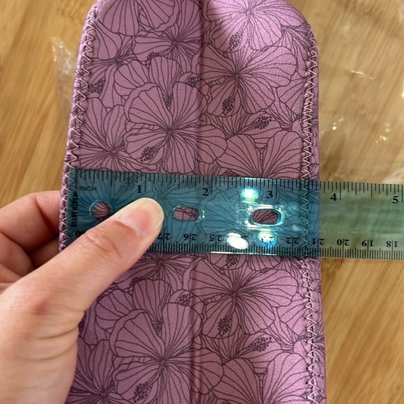 Neoprene pouch - Picture 6 of 6